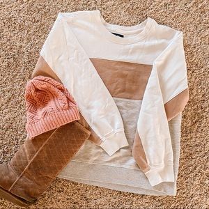 Abercrombie & Fitch Soft A&F Sweatshirt